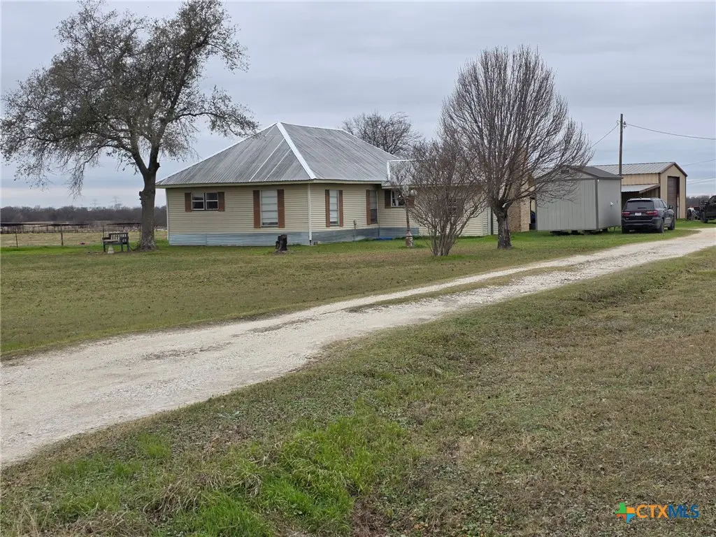 140 County Road 147, Groesbeck, TX 76642 - #1