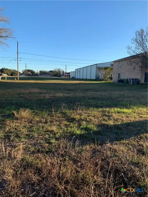 124 Regency Avenue, Victoria, TX 77904 - Image #2