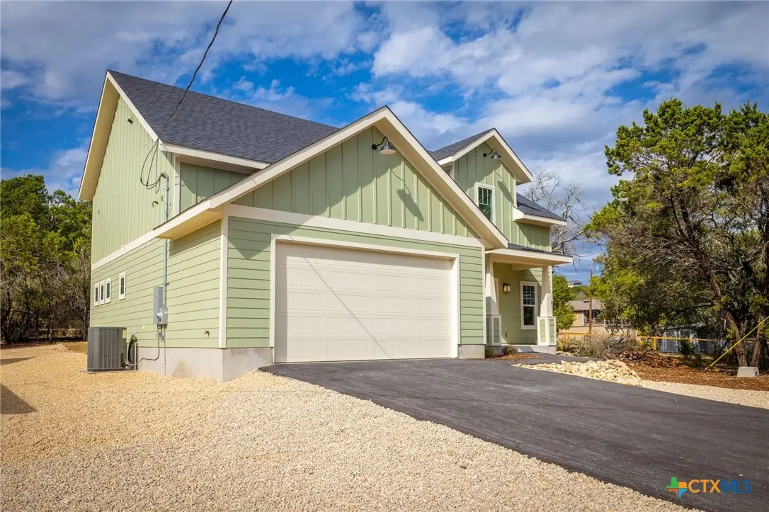 1672 Hillcrest Forest, Canyon Lake, TX 78133 - Image #1