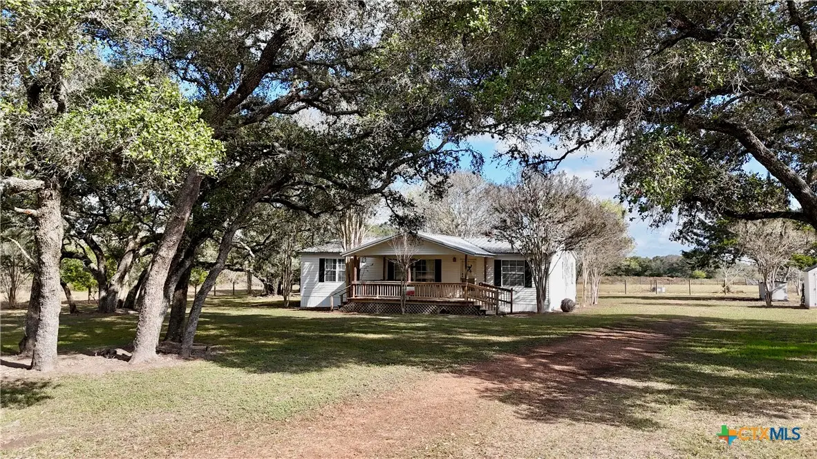 415 County Road 457, Hallettsville, TX 77964 - #1