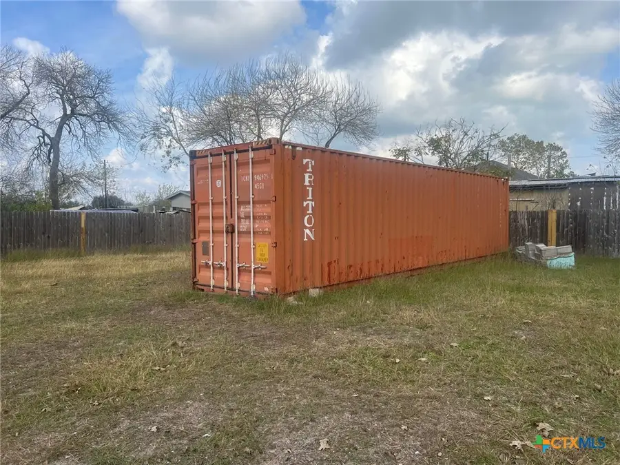 327 W Main Street, Port Lavaca, TX 77979 - #2