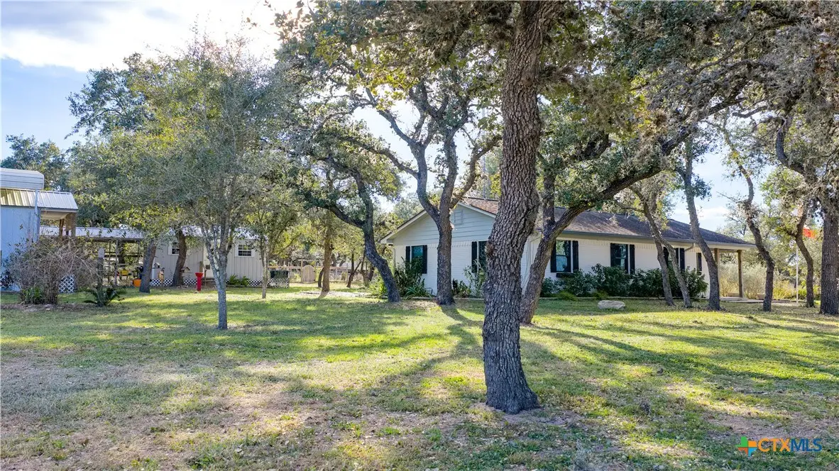 1374 Bego Road, Goliad, TX 77963 - #1