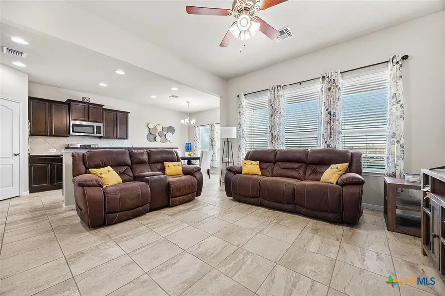 629 Skylar Heights Drive, Temple, TX 76502 - Image #2