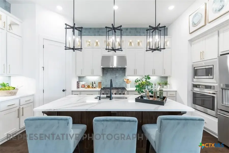 1110 Neria Loop, San Antonio, TX 78224 - Image #2