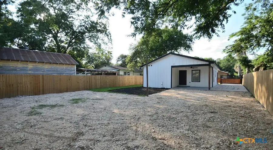 1008 Stonewall Street, San Antonio, TX 78211 - Image #2