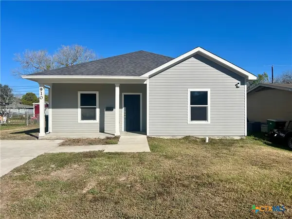 910 E Polk Avenue, Victoria, TX 77901