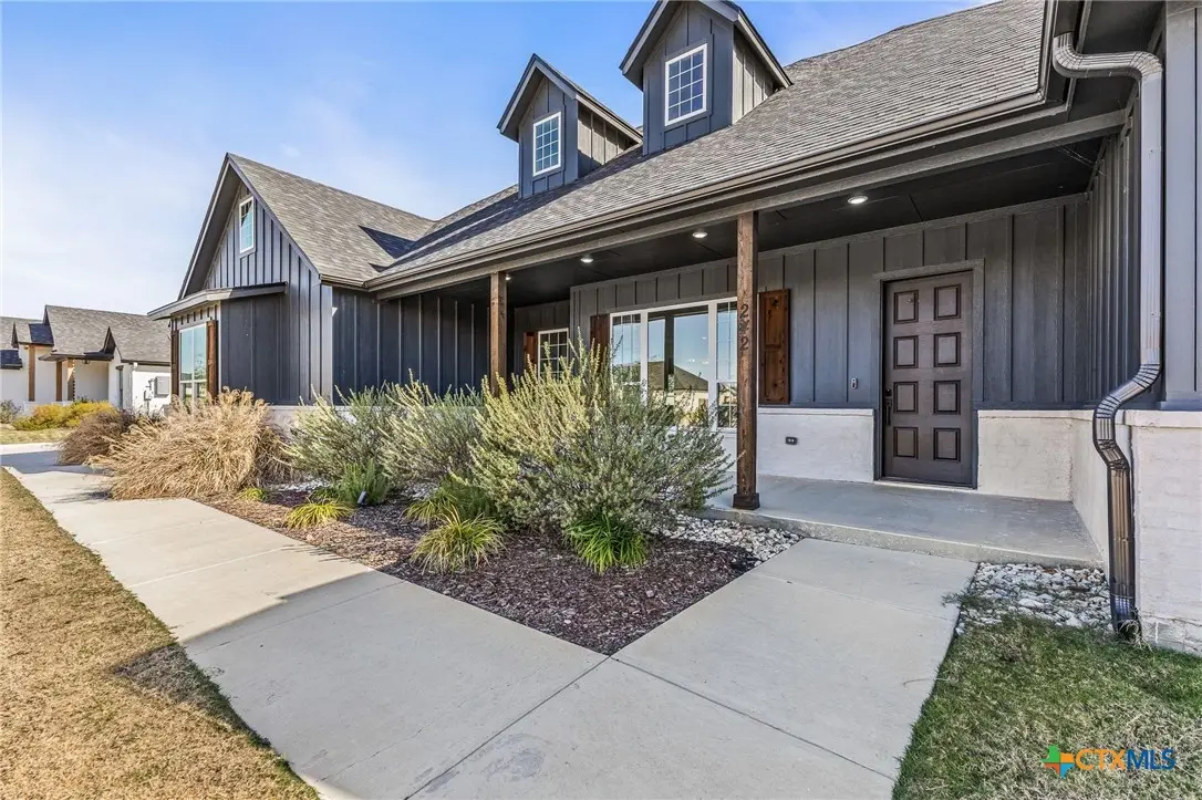 242 Sand Flat Lane, Temple, TX 76502 - Image #1