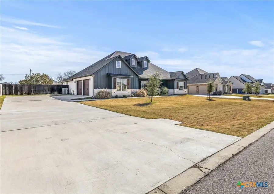 242 Sand Flat Lane, Temple, TX 76502 - Image #3