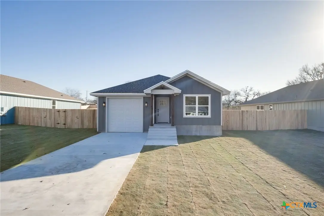 1208 Mills Street, Gatesville, TX 76528 - #1