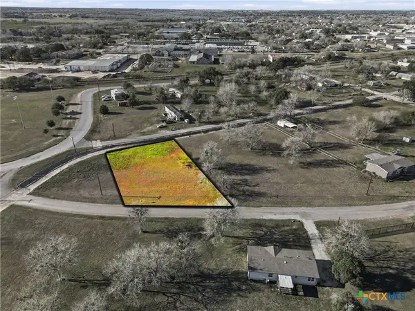 TBD Dunn St, Yoakum, TX 77995