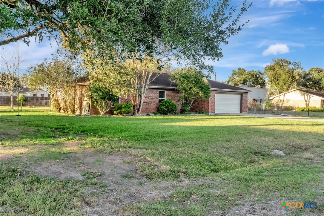 110 Fawn Drive, Victoria, TX 77905 - Image #1