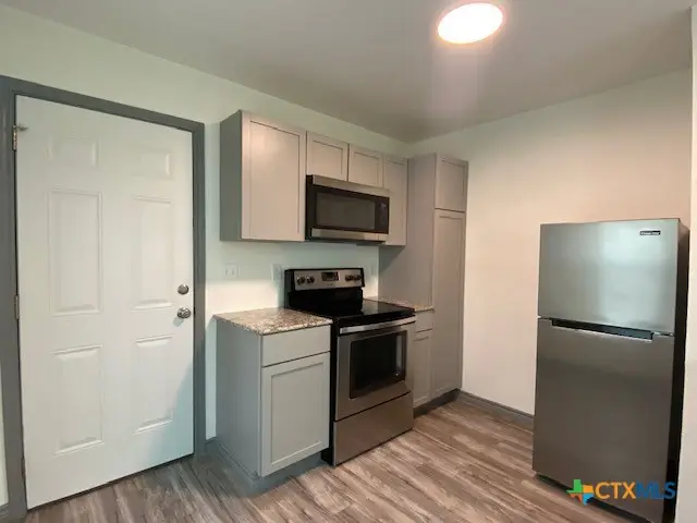 502 W Avenue A, Copperas Cove, TX 76522 - #2