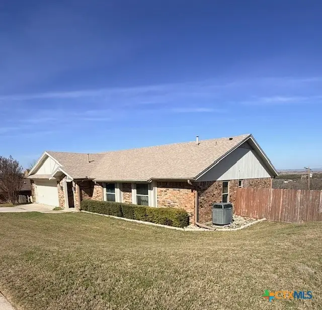 1805 E Robertson Avenue, Copperas Cove, TX 76522 - #2