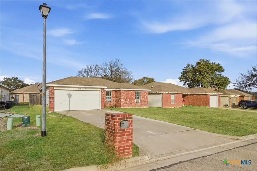 1012 Muelhause Street, Belton, TX 76513 - Image #3