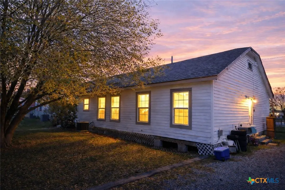 120 Haviland Street, Port Lavaca, TX 77979 - #1