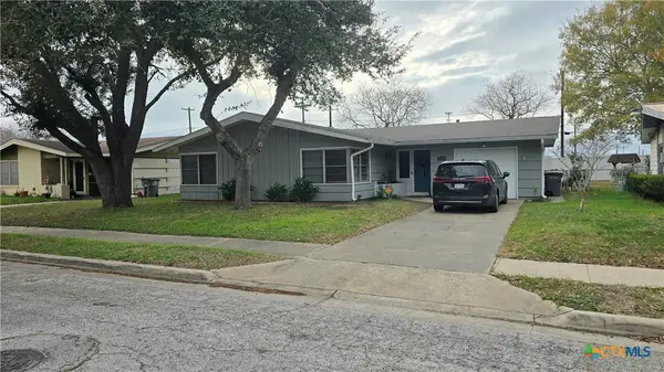 4805 Lilac Lane, Victoria, TX 77904