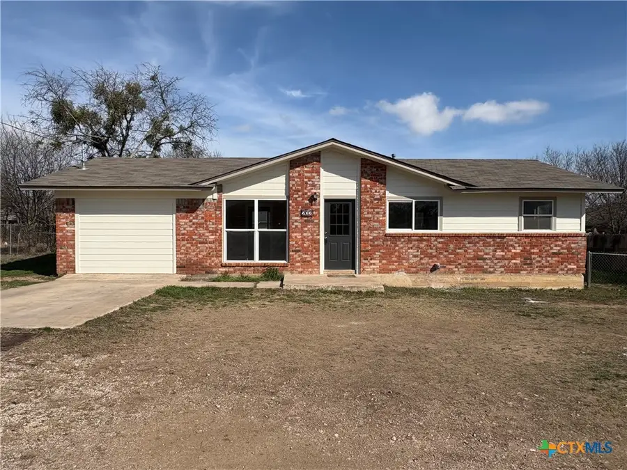 203 Stapp Street, Burnet, TX 78611 - #2