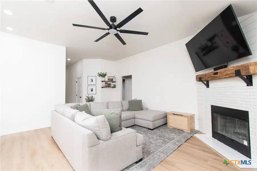 7822 Bridgepointe Drive, Temple, TX 76502 - Image #3