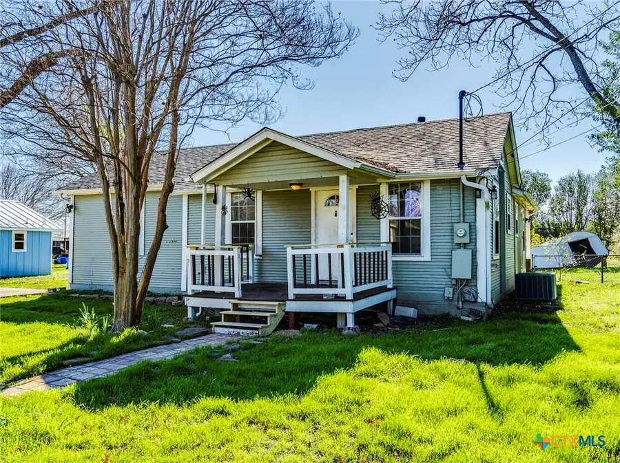 721 E Pine Street, Seguin, TX 78155 - Image #3