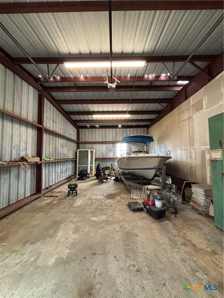 612 W Jefferson Avenue, Port Oconnor, TX 77982 - #1