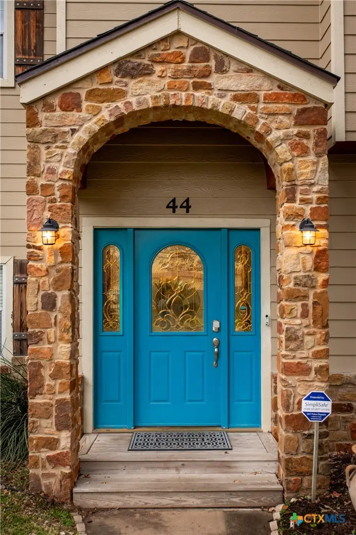 44 River Oak Drive, Seguin, TX 78155 - Image #3