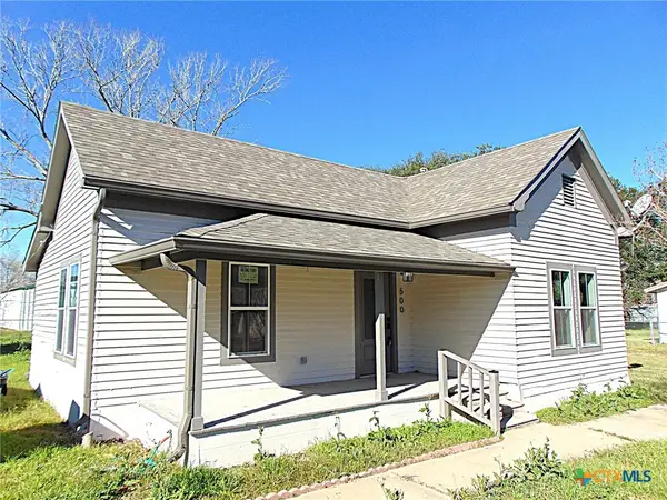 500 S Texana Street, Hallettsville, TX 77964