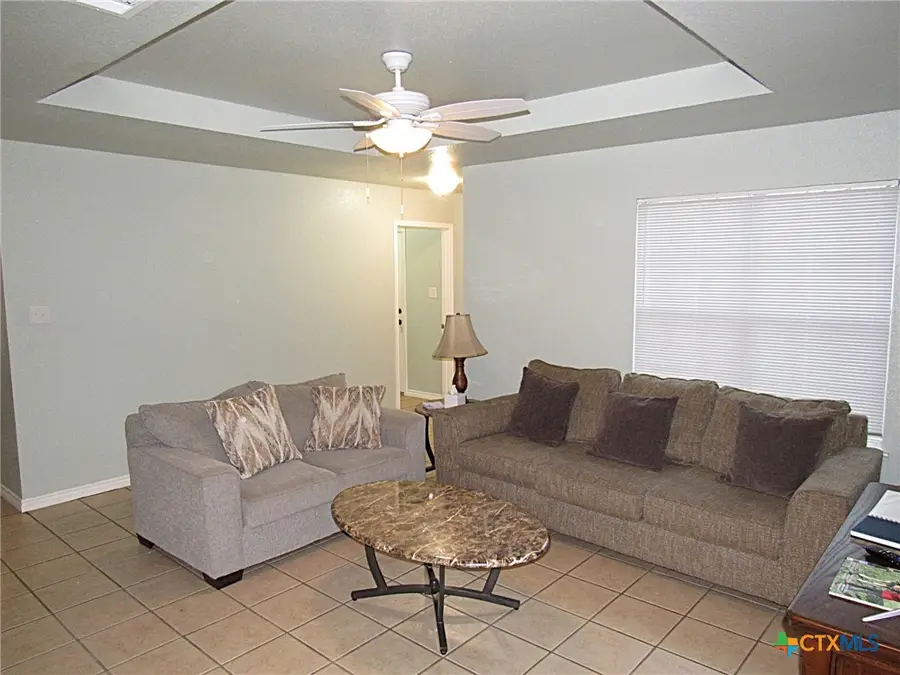 1104 N Blair Street, Belton, TX 76513 - Image #2