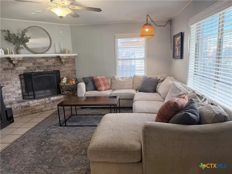 112 Brandywine Lane, Victoria, TX 77901 - Image #2