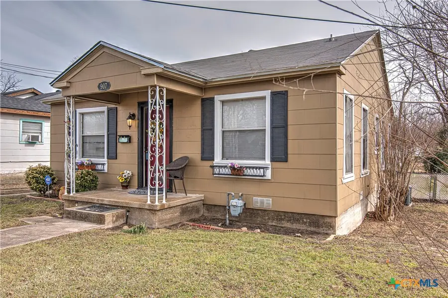 907 S 39th Street, Temple, TX 76504 - Image #2