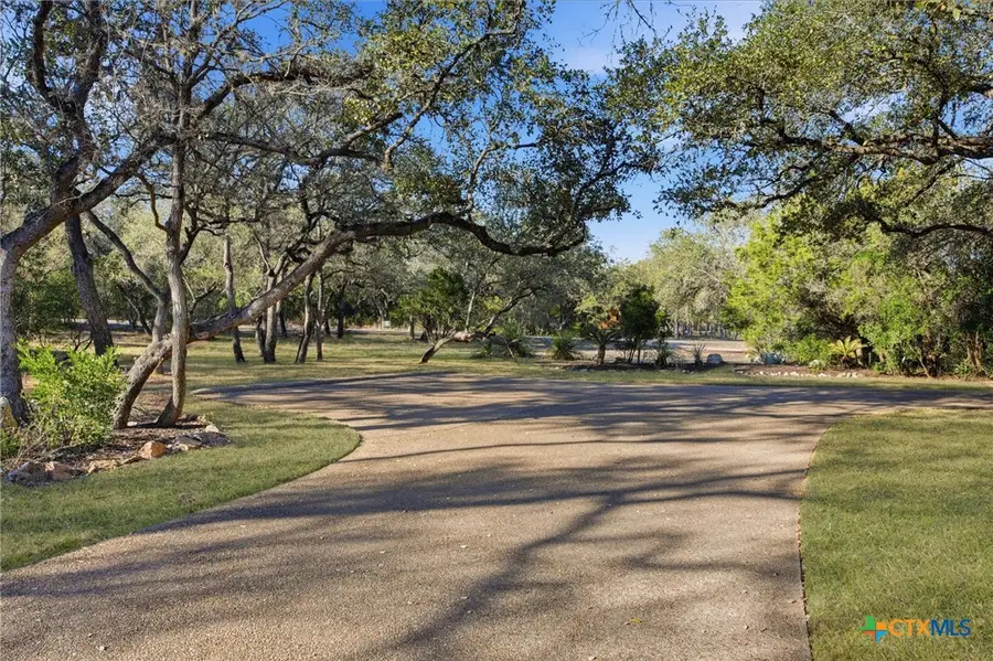 133 Mariposa Loop, New Braunfels, TX 78132 - Image #2