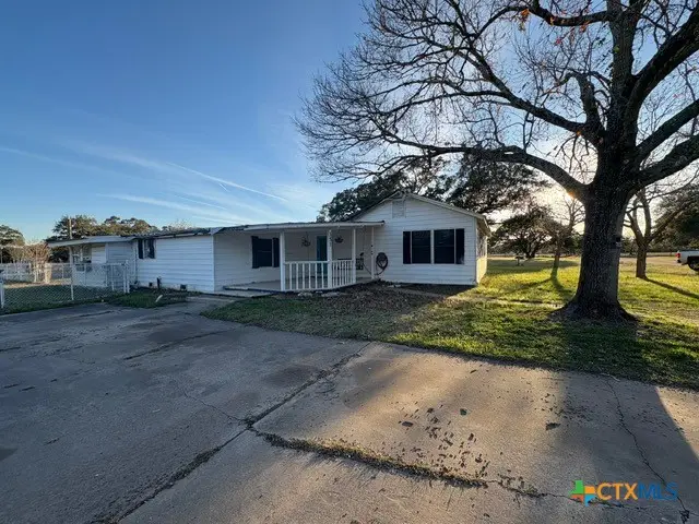 351 Stone Oak Drive, Inez, TX 77968 - #3