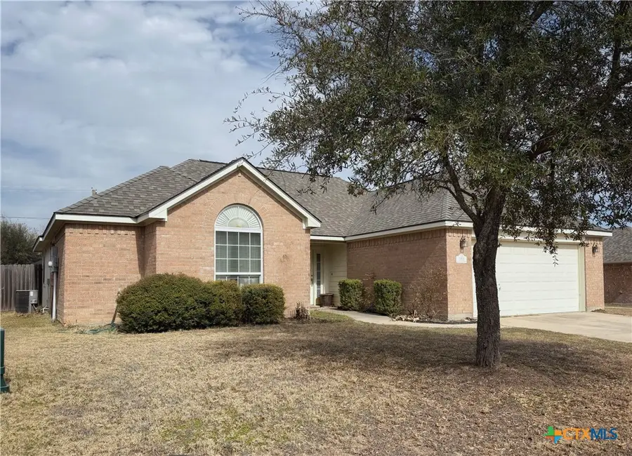 915 Neuberry Cliffe, Temple, TX 76502 - Image #3