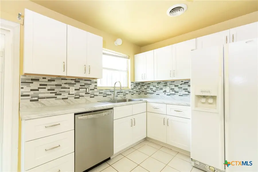 3003 Zephyr Road, Killeen, TX 76543 - Image #2