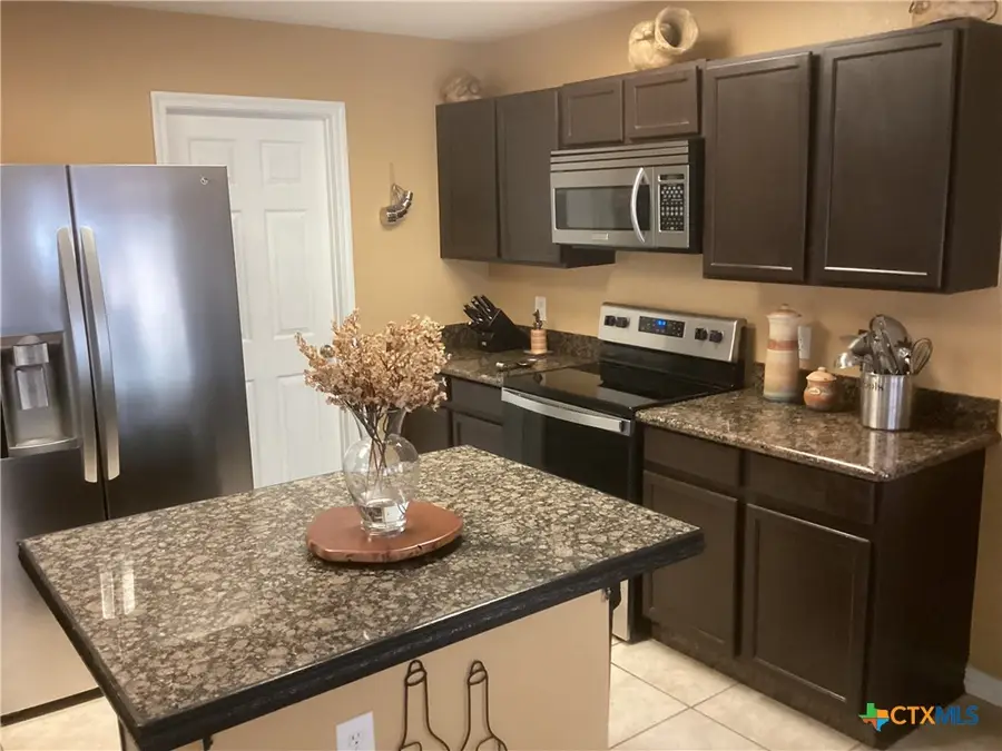 1065 Stone Trail, New Braunfels, TX 78130 - Image #3