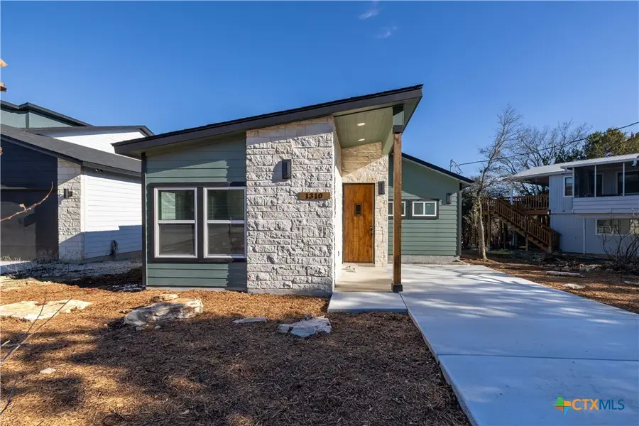 1310 Mountain Top Loop, Canyon Lake, TX 78133 - Image #2