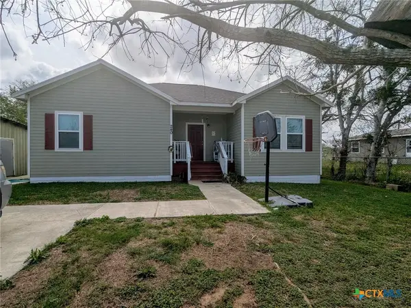 240 S Rail Street, Bloomington, TX 77951