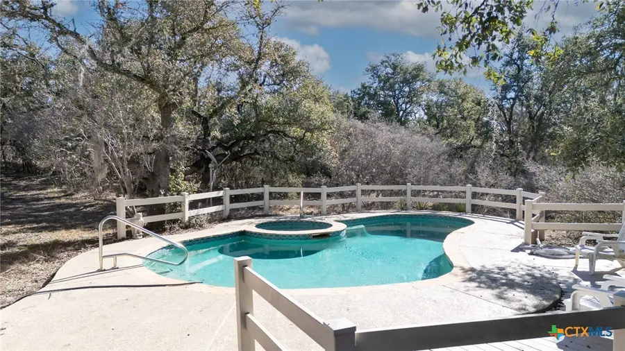 181 Spring Street, Spring Branch, TX 78070 - Image #2