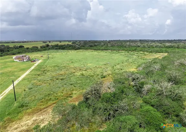 956 Johnson Farms Road, Harwood, TX 78632