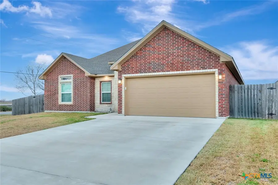 102 Tiki Court, Victoria, TX 77904 - #3