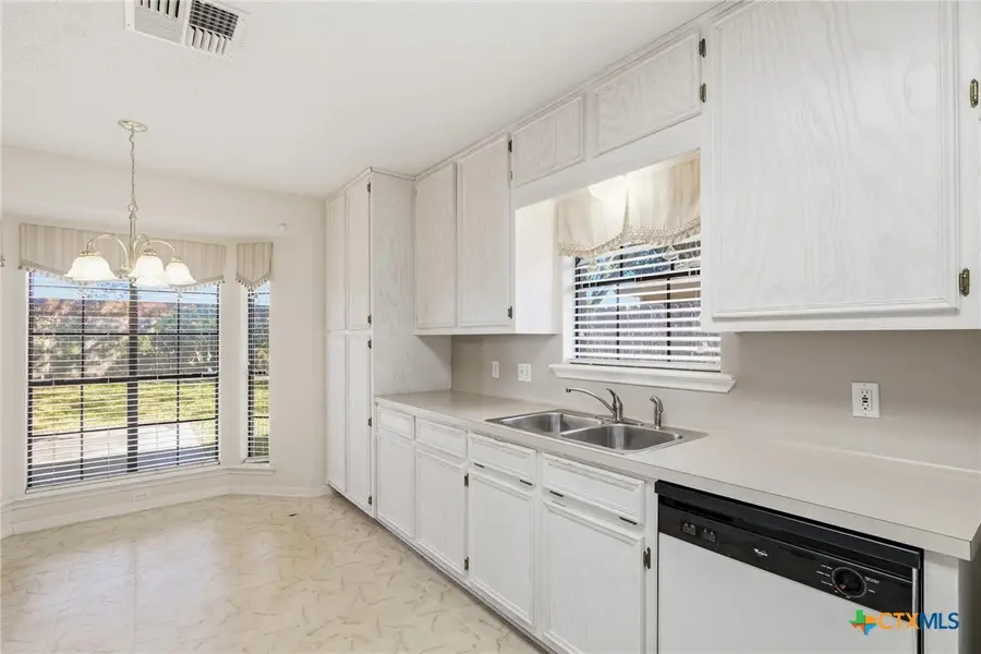 603 Dunbar Drive, Victoria, TX 77904 - #3