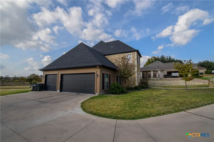 1220 Larkspur Lane, Temple, TX 76502 - Image #2