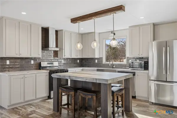 130 Brianna Circle, Johnson City, TX 78736