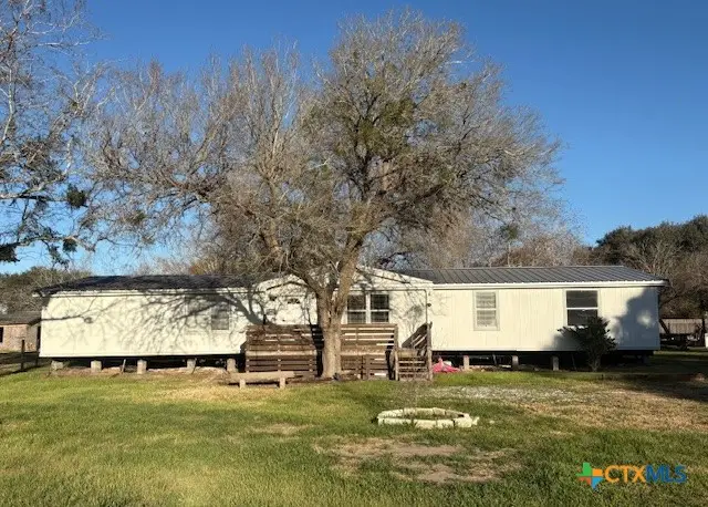 590 Lee Street, Victoria, TX 77905 - #2