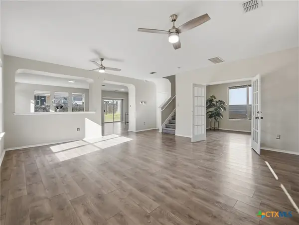 5744 Columbia Drive, Schertz, TX 78154