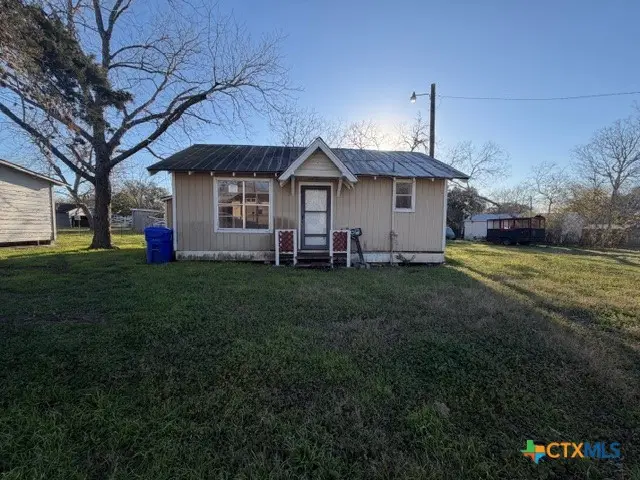 802 Cadwell, Yoakum, TX 77954 - #1
