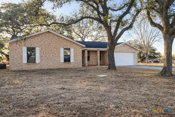 2950 W Fm 884, Yorktown, TX 78164