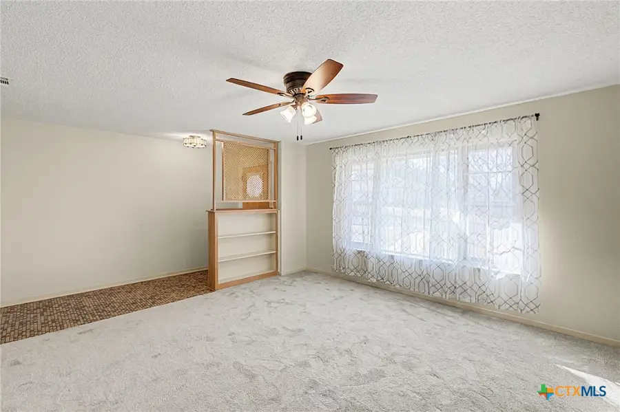 120 N 29th Street, Gatesville, TX 76528 - #2