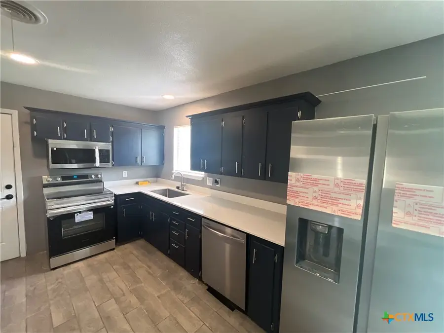 1203 17th Street, Copperas Cove, TX 76522 - #3