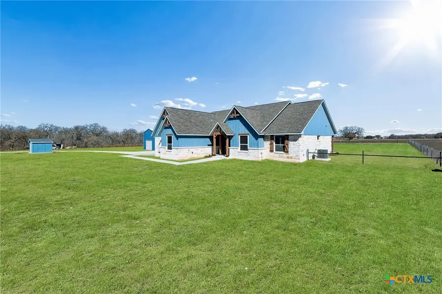 5476 County Road 427, Stockdale, TX 78160 - #3