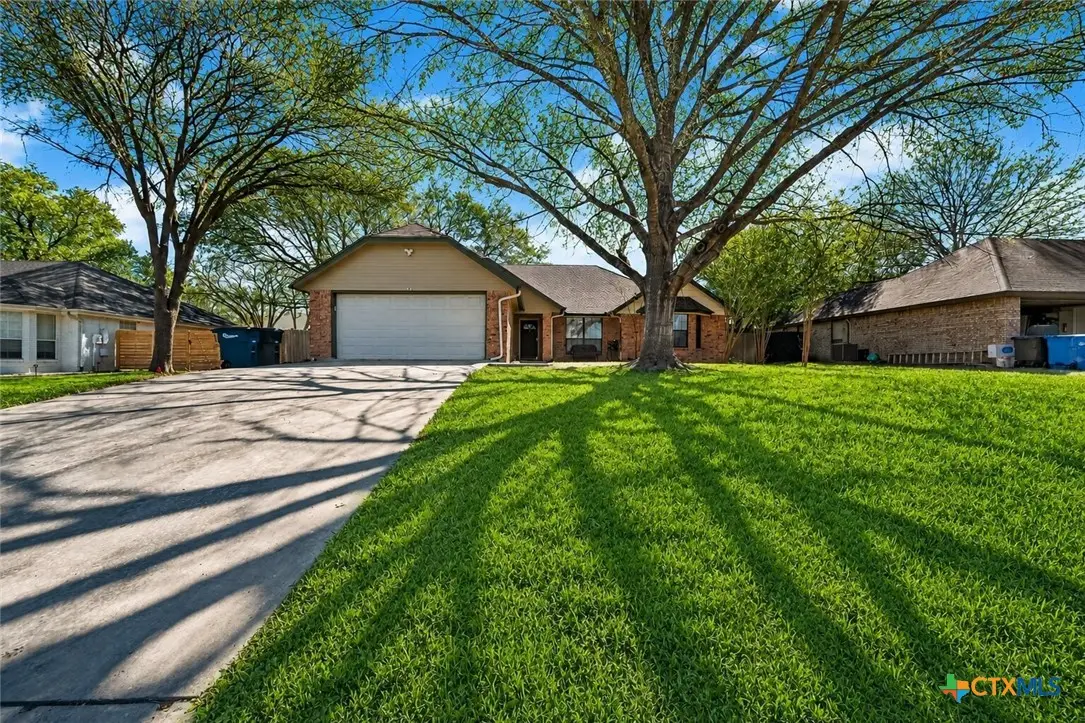 1911 Palace Drive, New Braunfels, TX 78130 - #1